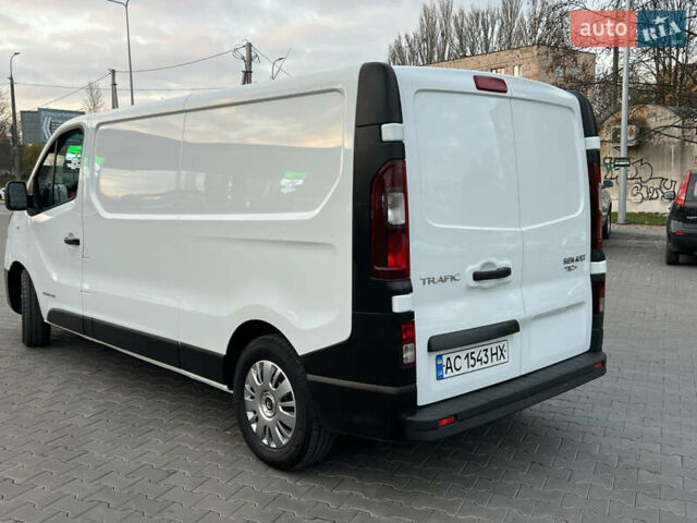 Белый Рено Трафик, объемом двигателя 1.6 л и пробегом 273 тыс. км за 11500 $, фото 12 на Automoto.ua