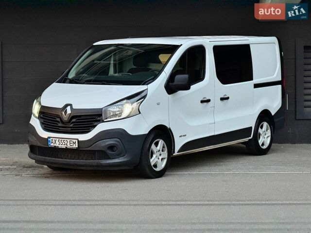 Білий Рено Трафік, об'ємом двигуна 1.6 л та пробігом 258 тис. км за 13500 $, фото 2 на Automoto.ua