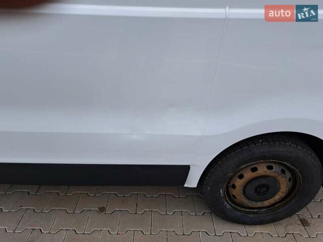 Рено Трафик 2017 в Киеве на Automoto.ua Белый Рено Трафик, объемом двигателя 1.6 л и пробегом 300 тыс. км за 13500 $, фото 10 на Automoto.ua