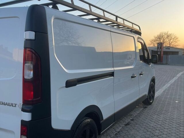 Білий Рено Трафік, об'ємом двигуна 1.6 л та пробігом 350 тис. км за 16600 $, фото 3 на Automoto.ua
