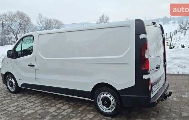 Білий Рено Трафік, об'ємом двигуна 1.6 л та пробігом 238 тис. км за 14000 $, фото 6 на Automoto.ua