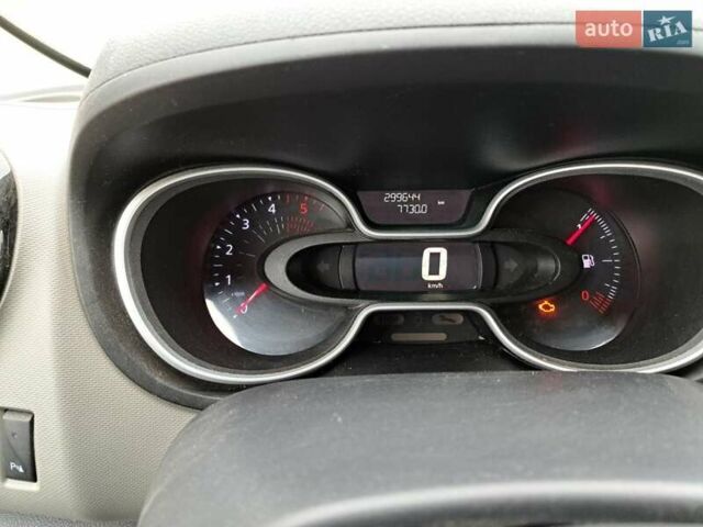 Рено Трафик 2017 в Киеве на Automoto.ua Белый Рено Трафик, объемом двигателя 1.6 л и пробегом 300 тыс. км за 13500 $, фото 13 на Automoto.ua