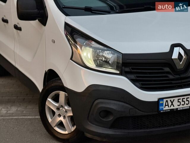 Білий Рено Трафік, об'ємом двигуна 1.6 л та пробігом 258 тис. км за 13500 $, фото 3 на Automoto.ua