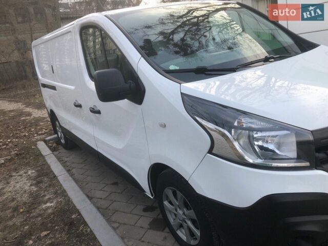 Білий Рено Трафік, об'ємом двигуна 1.6 л та пробігом 302 тис. км за 13300 $, фото 3 на Automoto.ua