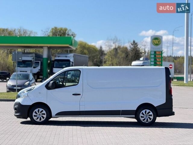 Белый Рено Трафик, объемом двигателя 1.6 л и пробегом 231 тыс. км за 12750 $, фото 16 на Automoto.ua