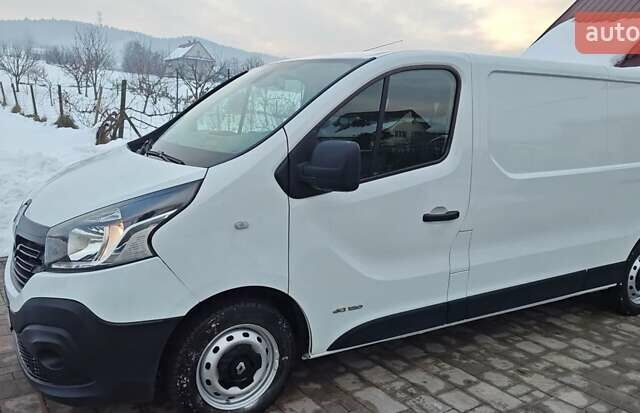 Білий Рено Трафік, об'ємом двигуна 1.6 л та пробігом 238 тис. км за 14000 $, фото 13 на Automoto.ua