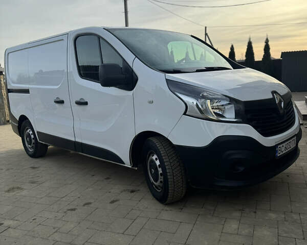 Білий Рено Трафік, об'ємом двигуна 1.6 л та пробігом 239 тис. км за 10500 $, фото 13 на Automoto.ua