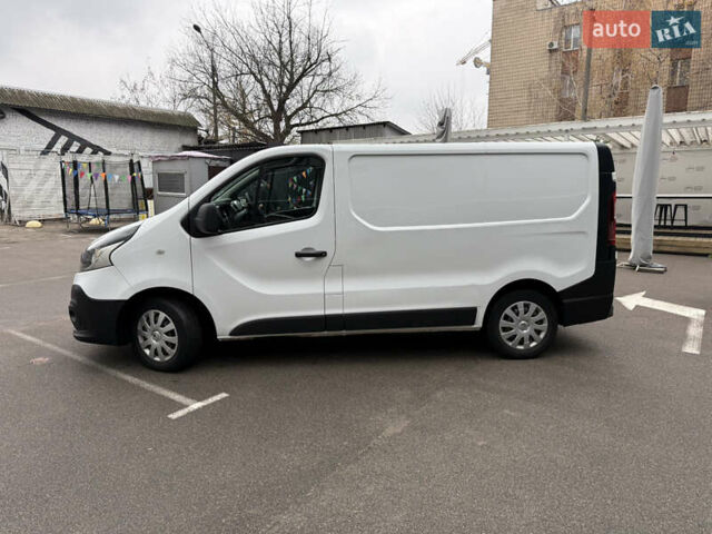 Белый Рено Трафик, объемом двигателя 1.6 л и пробегом 152 тыс. км за 13700 $, фото 1 на Automoto.ua