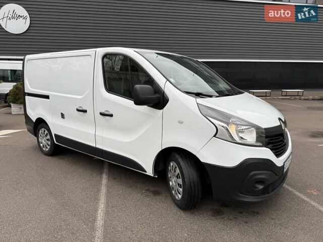 Белый Рено Трафик, объемом двигателя 1.6 л и пробегом 152 тыс. км за 13700 $, фото 5 на Automoto.ua