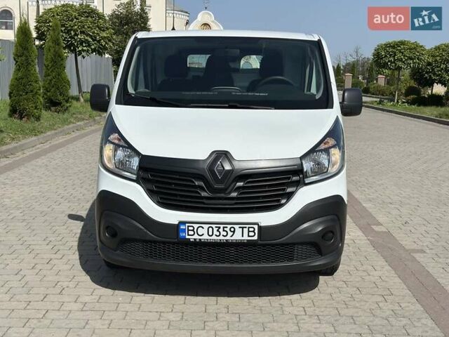 Білий Рено Трафік, об'ємом двигуна 1.6 л та пробігом 190 тис. км за 12700 $, фото 1 на Automoto.ua