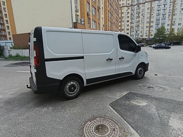 Білий Рено Трафік, об'ємом двигуна 1.6 л та пробігом 265 тис. км за 13500 $, фото 4 на Automoto.ua