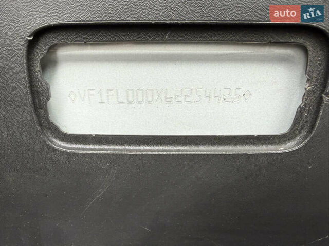 Белый Рено Трафик, объемом двигателя 1.6 л и пробегом 152 тыс. км за 13700 $, фото 13 на Automoto.ua