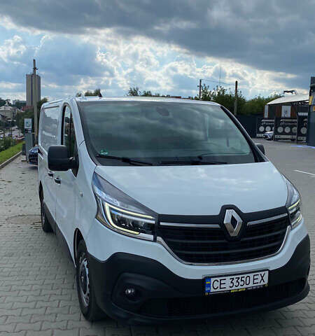 Белый Рено Трафик, объемом двигателя 2 л и пробегом 180 тыс. км за 15400 $, фото 1 на Automoto.ua