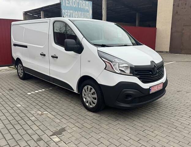 Білий Рено Трафік, об'ємом двигуна 1.6 л та пробігом 228 тис. км за 14800 $, фото 12 на Automoto.ua
