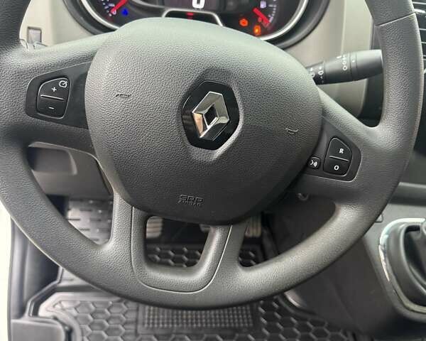 Білий Рено Трафік, об'ємом двигуна 1.6 л та пробігом 228 тис. км за 14800 $, фото 30 на Automoto.ua