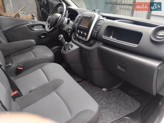 Белый Рено Трафик, объемом двигателя 1.6 л и пробегом 190 тыс. км за 14000 $, фото 9 на Automoto.ua