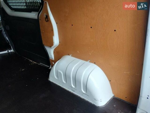 Белый Рено Трафик, объемом двигателя 1.6 л и пробегом 190 тыс. км за 14000 $, фото 19 на Automoto.ua