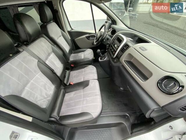 Білий Рено Трафік, об'ємом двигуна 1.6 л та пробігом 110 тис. км за 19999 $, фото 22 на Automoto.ua