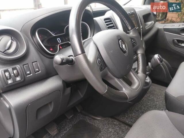Белый Рено Трафик, объемом двигателя 1.6 л и пробегом 190 тыс. км за 14000 $, фото 11 на Automoto.ua