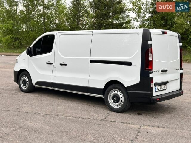 Белый Рено Трафик, объемом двигателя 1.6 л и пробегом 292 тыс. км за 15700 $, фото 21 на Automoto.ua