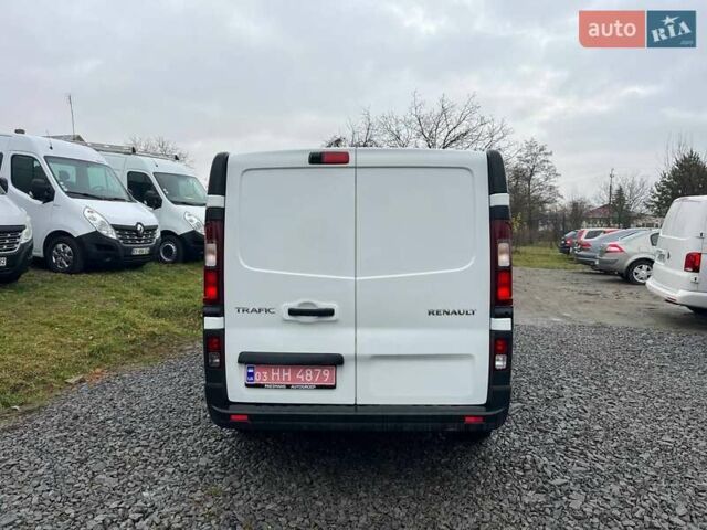 Белый Рено Трафик, объемом двигателя 2 л и пробегом 264 тыс. км за 15990 $, фото 6 на Automoto.ua