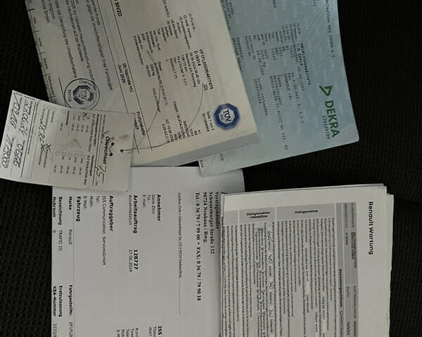 Белый Рено Трафик, объемом двигателя 2 л и пробегом 168 тыс. км за 18950 $, фото 35 на Automoto.ua