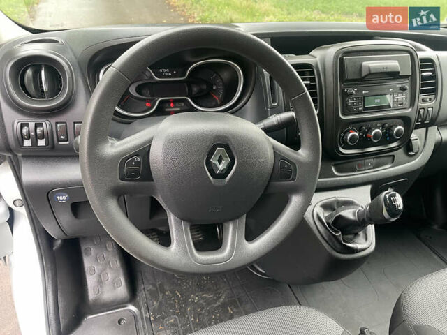 Білий Рено Трафік, об'ємом двигуна 2 л та пробігом 198 тис. км за 16990 $, фото 14 на Automoto.ua