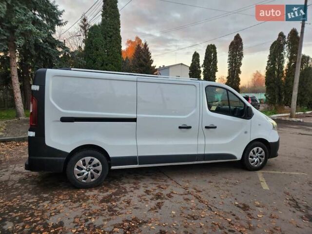 Белый Рено Трафик, объемом двигателя 2 л и пробегом 115 тыс. км за 18500 $, фото 3 на Automoto.ua