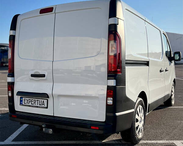 Білий Рено Трафік, об'ємом двигуна 2 л та пробігом 186 тис. км за 20500 $, фото 2 на Automoto.ua