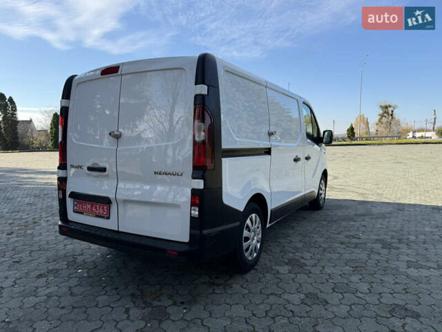 Белый Рено Трафик, объемом двигателя 2 л и пробегом 185 тыс. км за 16250 $, фото 9 на Automoto.ua