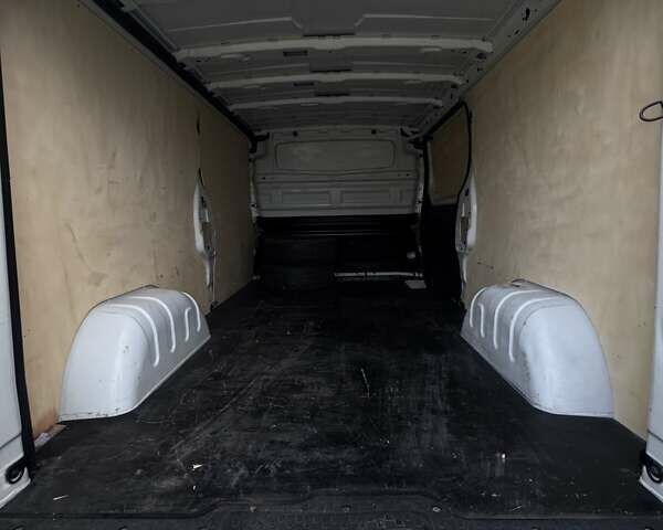 Білий Рено Трафік, об'ємом двигуна 1.6 л та пробігом 206 тис. км за 16100 $, фото 41 на Automoto.ua