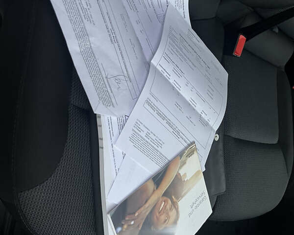 Белый Рено Трафик, объемом двигателя 2 л и пробегом 166 тыс. км за 16890 $, фото 26 на Automoto.ua