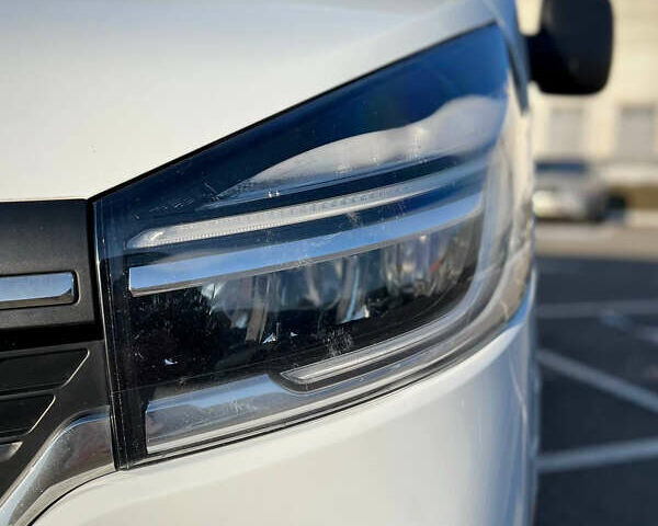 Білий Рено Трафік, об'ємом двигуна 2 л та пробігом 186 тис. км за 20500 $, фото 9 на Automoto.ua