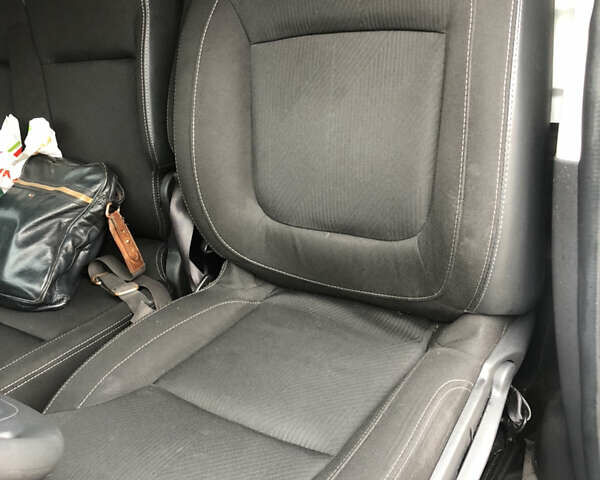 Білий Рено Трафік, об'ємом двигуна 2 л та пробігом 257 тис. км за 16800 $, фото 11 на Automoto.ua