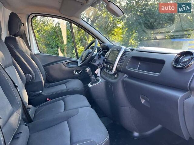 Білий Рено Трафік, об'ємом двигуна 2 л та пробігом 264 тис. км за 15900 $, фото 25 на Automoto.ua