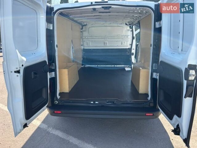 Білий Рено Трафік, об'ємом двигуна 2 л та пробігом 103 тис. км за 17700 $, фото 15 на Automoto.ua