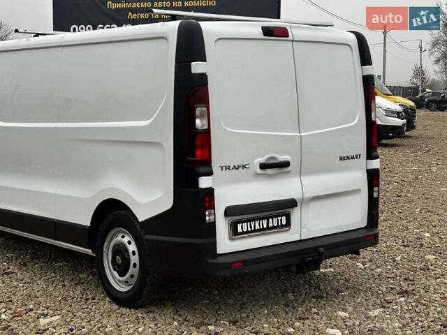 Білий Рено Трафік, об'ємом двигуна 2 л та пробігом 149 тис. км за 19000 $, фото 8 на Automoto.ua