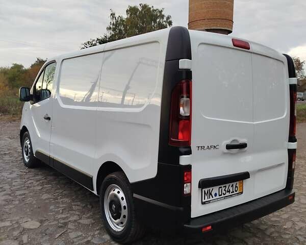 Белый Рено Трафик, объемом двигателя 0 л и пробегом 188 тыс. км за 16000 $, фото 5 на Automoto.ua