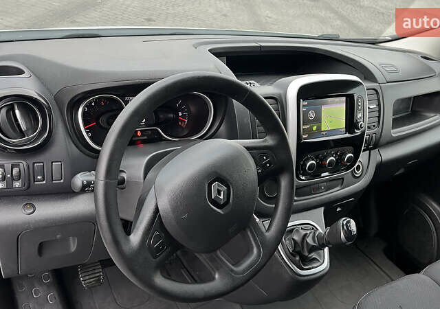 Белый Рено Трафик, объемом двигателя 2 л и пробегом 201 тыс. км за 16200 $, фото 46 на Automoto.ua