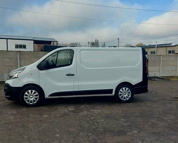 Белый Рено Трафик, объемом двигателя 2 л и пробегом 185 тыс. км за 17300 $, фото 18 на Automoto.ua