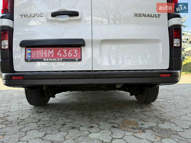 Белый Рено Трафик, объемом двигателя 2 л и пробегом 185 тыс. км за 16250 $, фото 8 на Automoto.ua