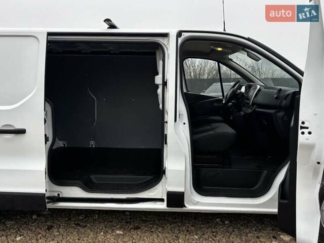 Білий Рено Трафік, об'ємом двигуна 2 л та пробігом 149 тис. км за 19000 $, фото 13 на Automoto.ua