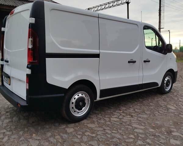 Белый Рено Трафик, объемом двигателя 0 л и пробегом 188 тыс. км за 16000 $, фото 4 на Automoto.ua