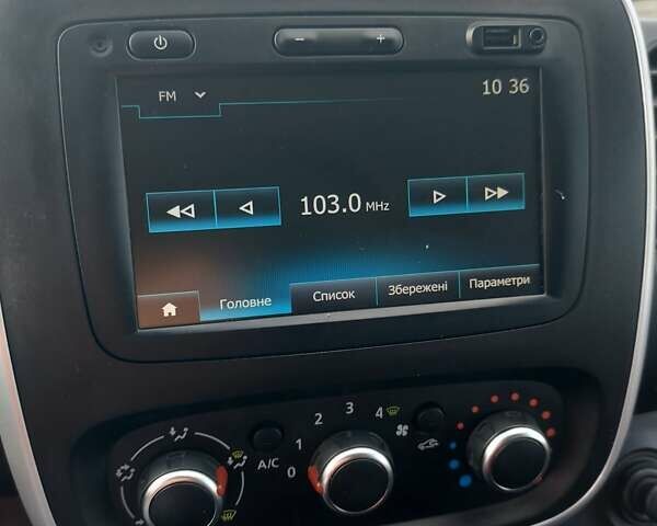 Белый Рено Трафик, объемом двигателя 2 л и пробегом 185 тыс. км за 17300 $, фото 37 на Automoto.ua