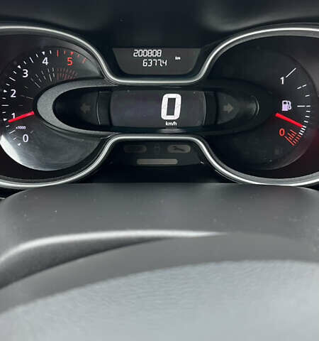 Белый Рено Трафик, объемом двигателя 2 л и пробегом 201 тыс. км за 16200 $, фото 34 на Automoto.ua