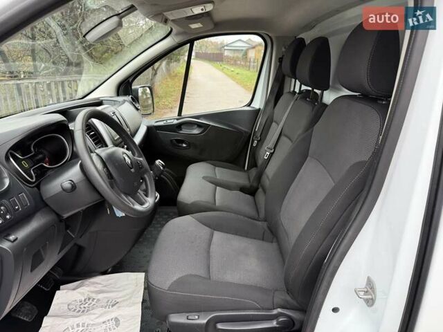 Белый Рено Трафик, объемом двигателя 2 л и пробегом 49 тыс. км за 21000 $, фото 14 на Automoto.ua