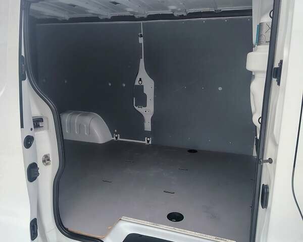 Білий Рено Трафік, об'ємом двигуна 2 л та пробігом 232 тис. км за 17500 $, фото 18 на Automoto.ua