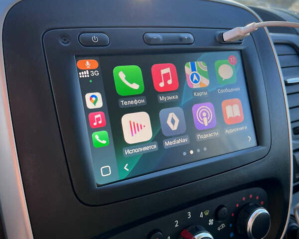 Білий Рено Трафік, об'ємом двигуна 2 л та пробігом 186 тис. км за 20500 $, фото 31 на Automoto.ua