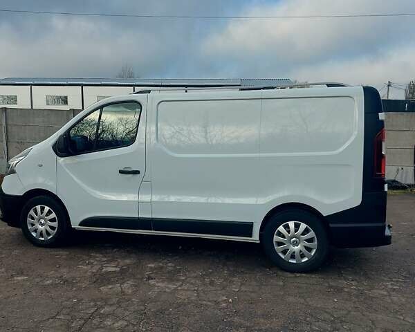 Белый Рено Трафик, объемом двигателя 2 л и пробегом 185 тыс. км за 17300 $, фото 16 на Automoto.ua