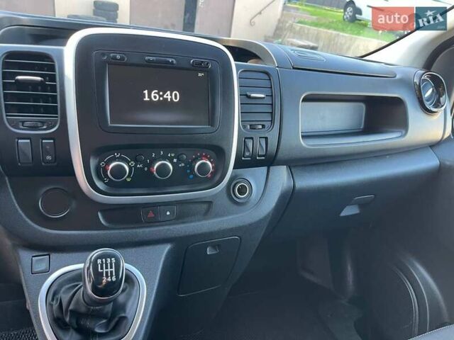 Білий Рено Трафік, об'ємом двигуна 2 л та пробігом 264 тис. км за 15900 $, фото 21 на Automoto.ua